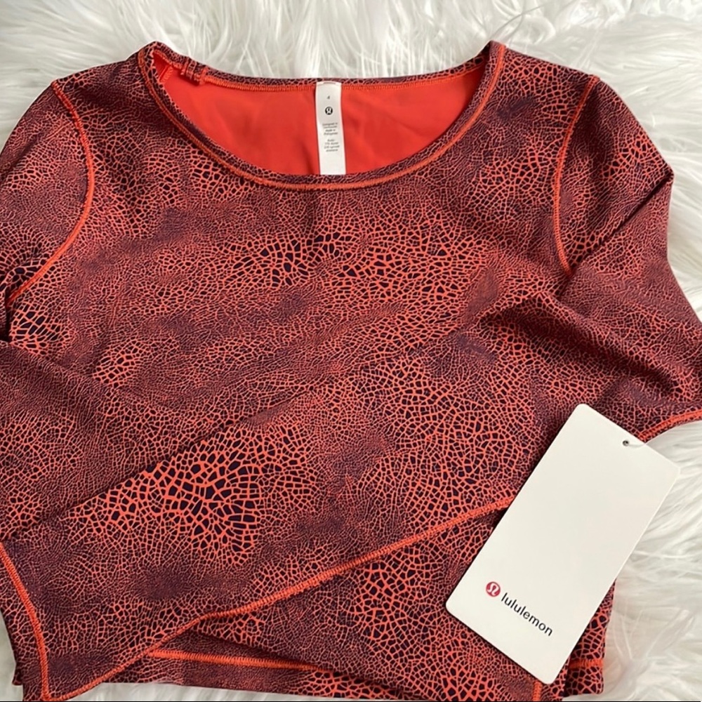 NWT Lululemon Wunder Train Cropped
LS Crackle Glaze Vintage Orange 4